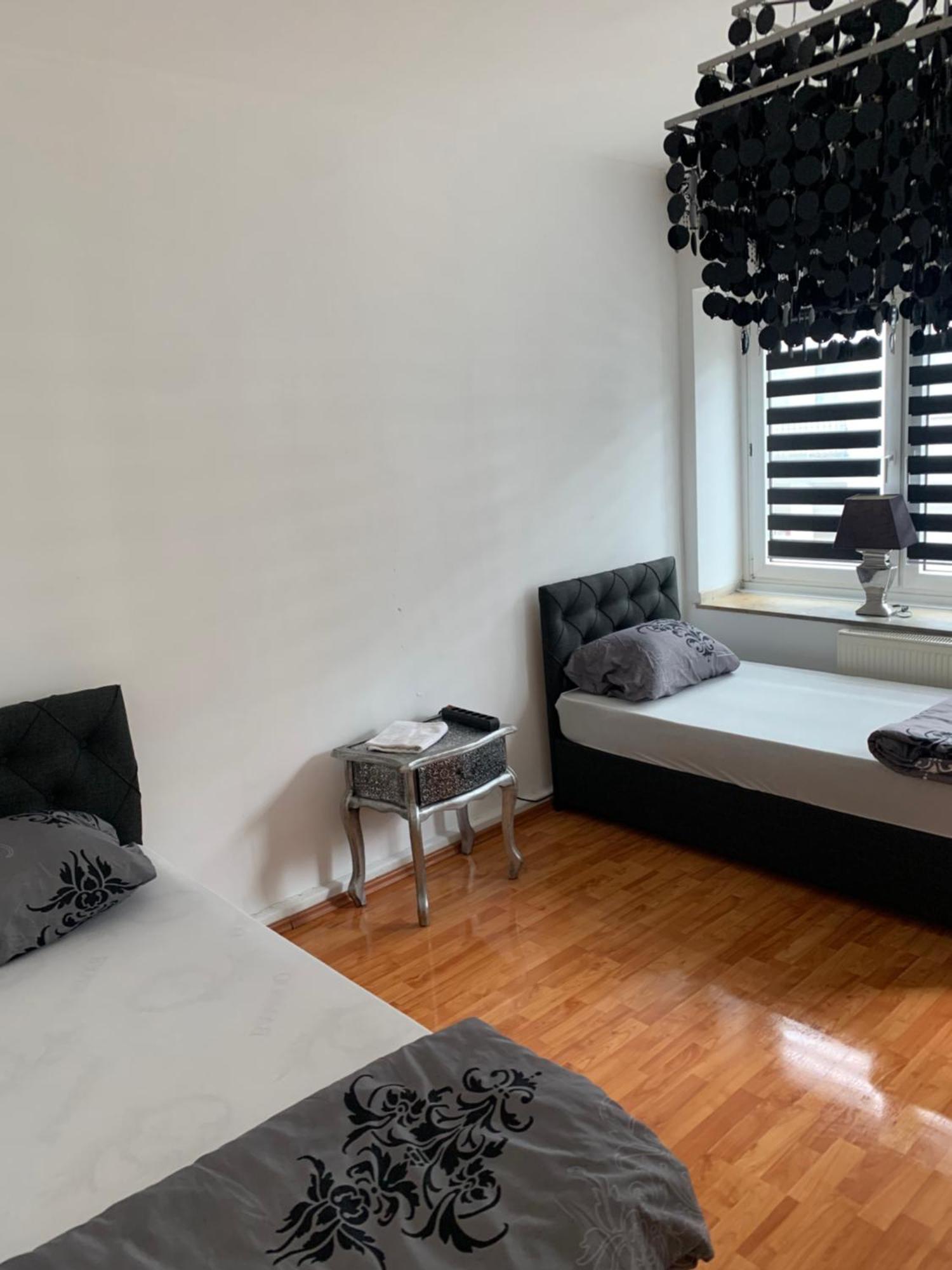 Unterkunft Ferienwohnung Mara Oberhausen Оберхаузен Екстериор снимка